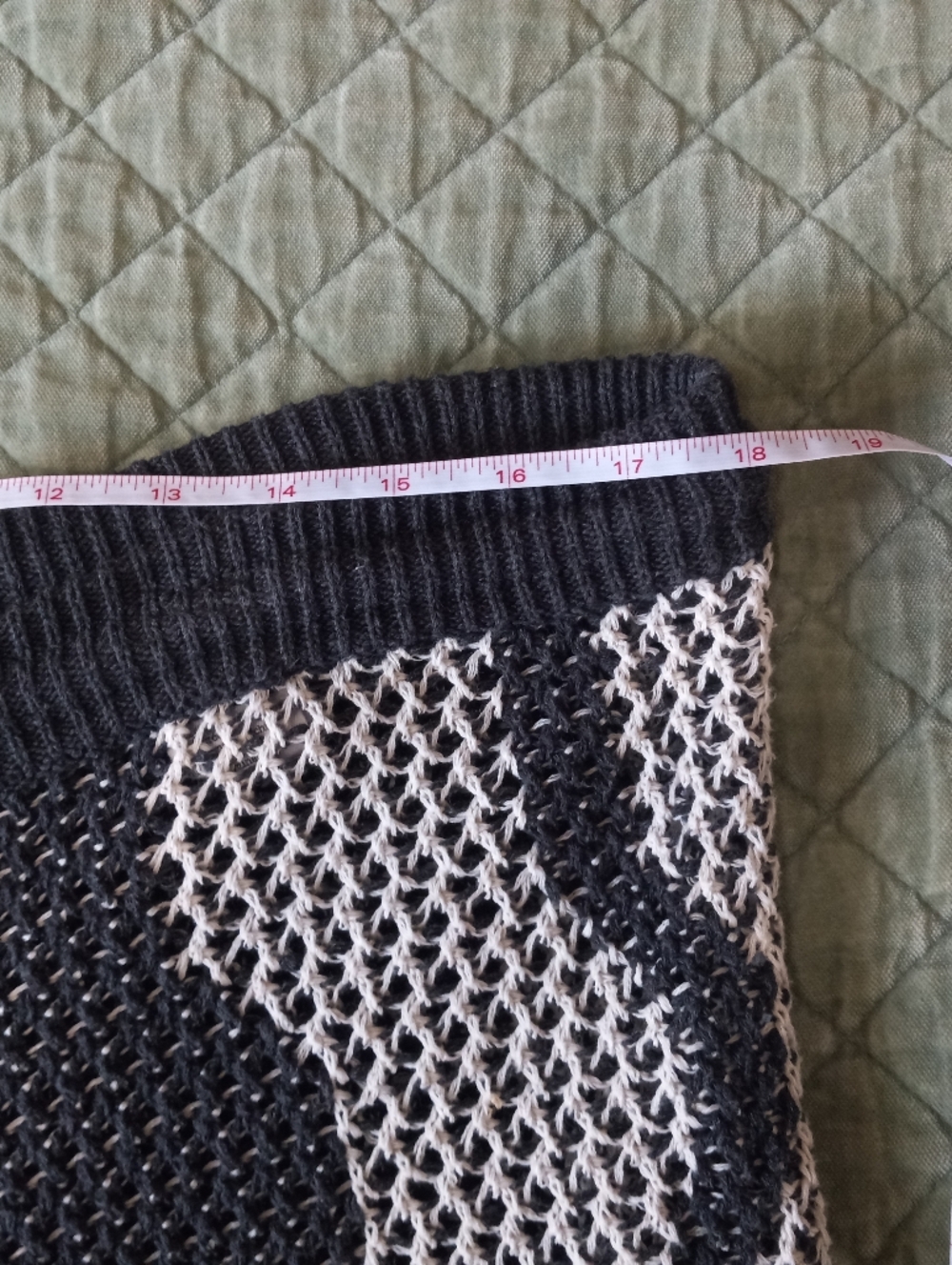 KOTN Masrah Grey and Cream Knit Cotton  Drawstring Board Shorts Medium - Picture 2 of 5
